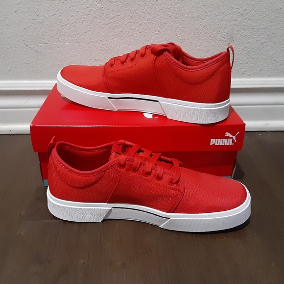 Puma - Picture 3 of 4